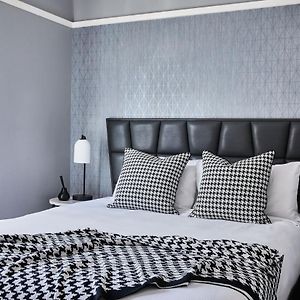 Deluxe Zimmer mit Kingsize-Bett